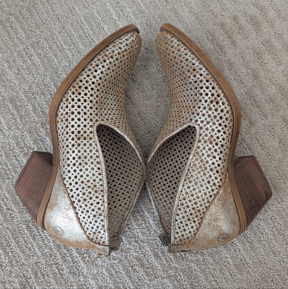 Casta Leather Metallic Perforated Western Ankle‎ Boots Size EU38 - Picture 7 of 8